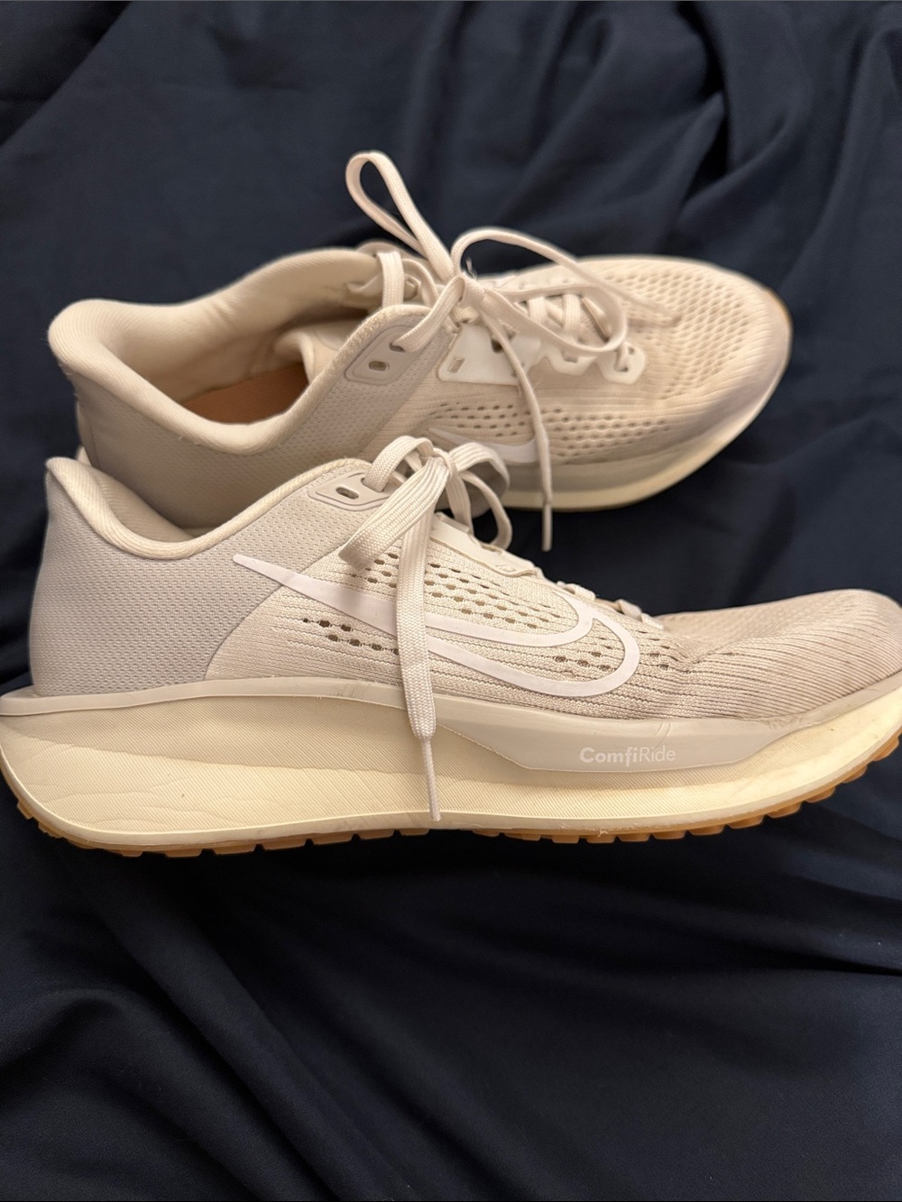 Nike Quest 6 Women’s Running Shoes “Light Bone” – Size US 8 – IB7943-072